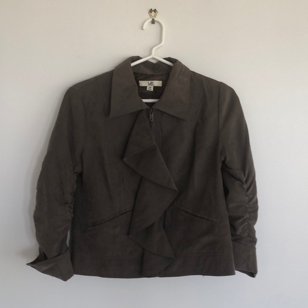 Ya | Ruffled Cropped Gray Jacket